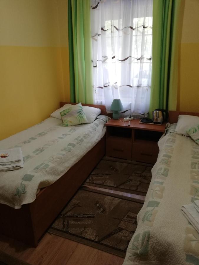 Hotelik Warmia -Pensjonat, Hostel ليدزبارك فارنيتسكي المظهر الخارجي الصورة